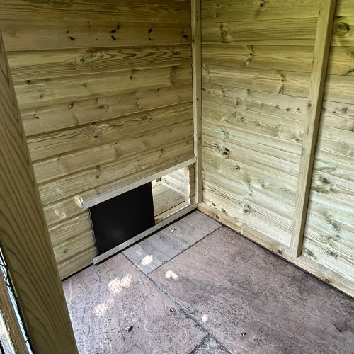 SLIDING HATCH