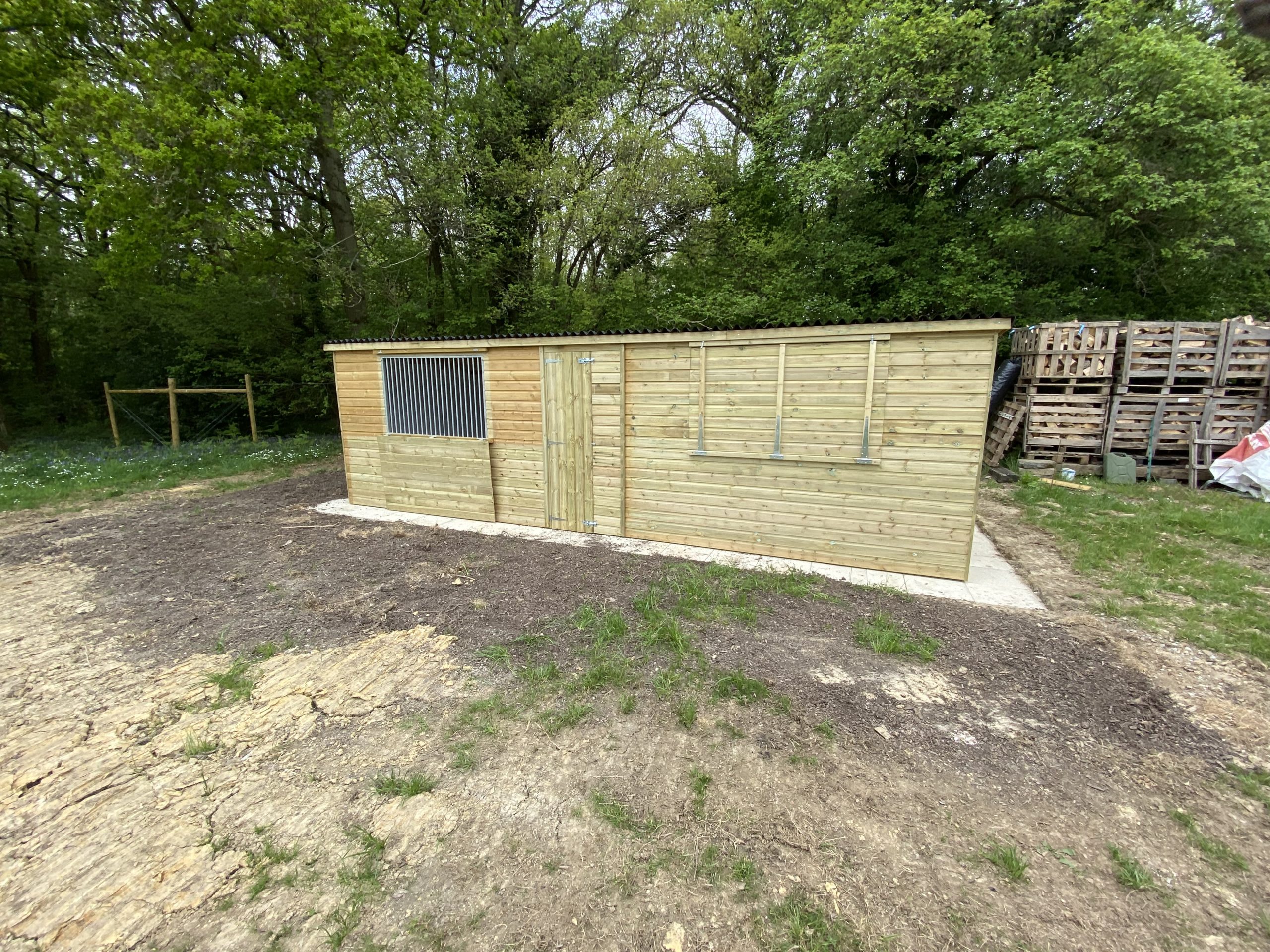 Insulated Falconry mews for birds of prey