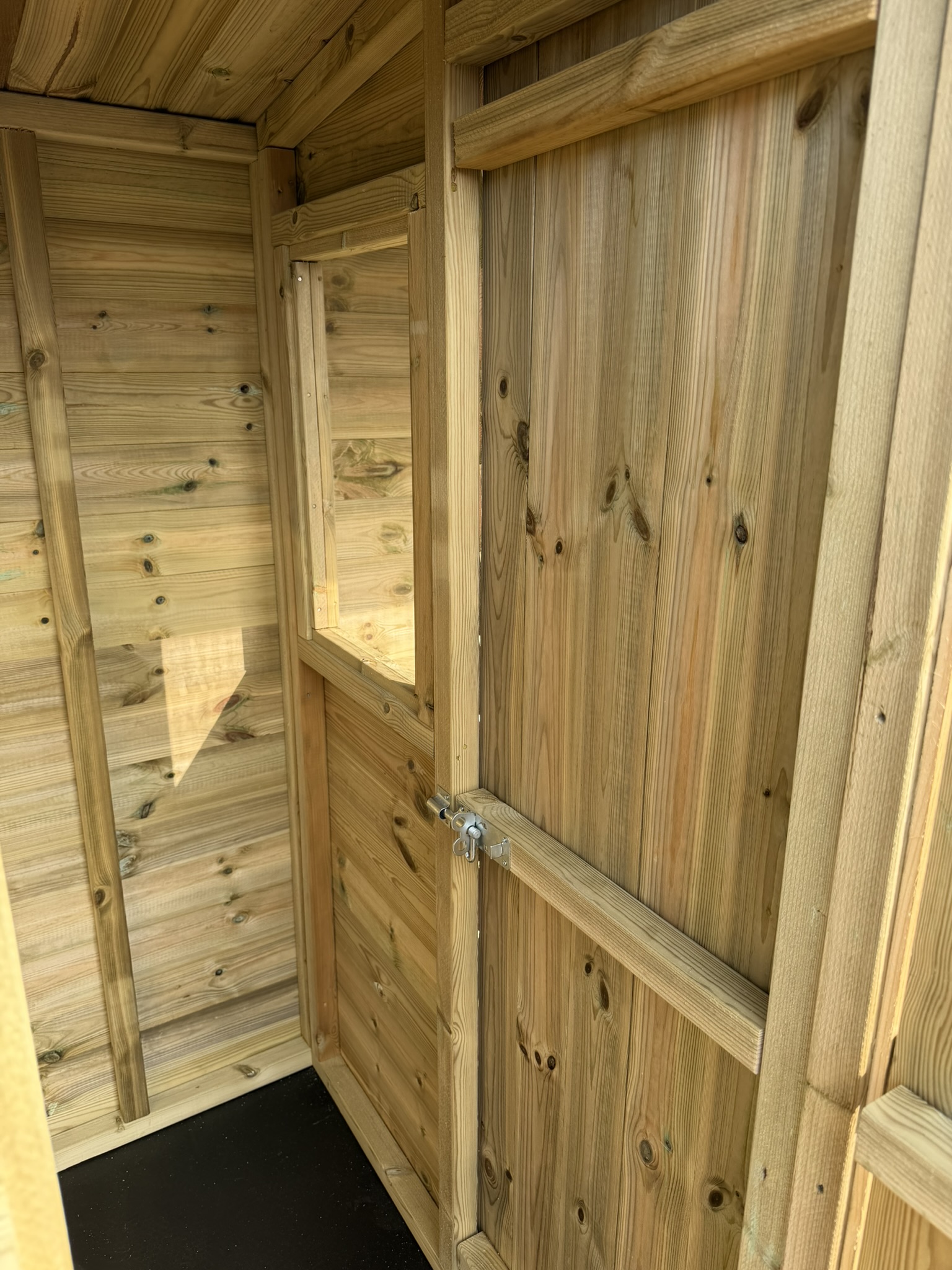 Bespoke Double Aviary With Central Security Entrance B4